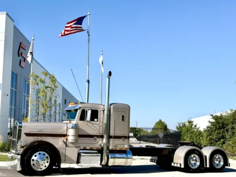 2000 PETERBILT 379 for sale in New Lenox, IL