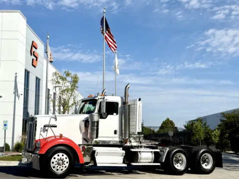 2003 KENWORTH W900 for sale in New Lenox, IL
