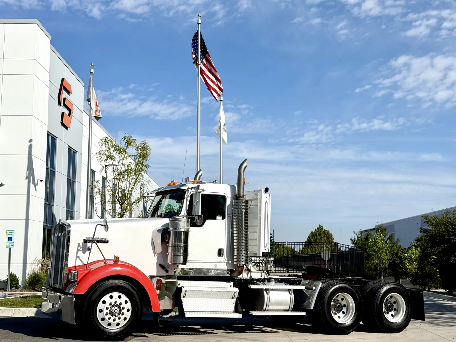 2003 KENWORTH W900 for sale in New Lenox, IL