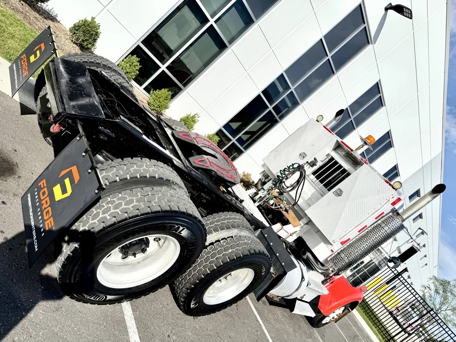 2003 Kenworth W900 - image 11