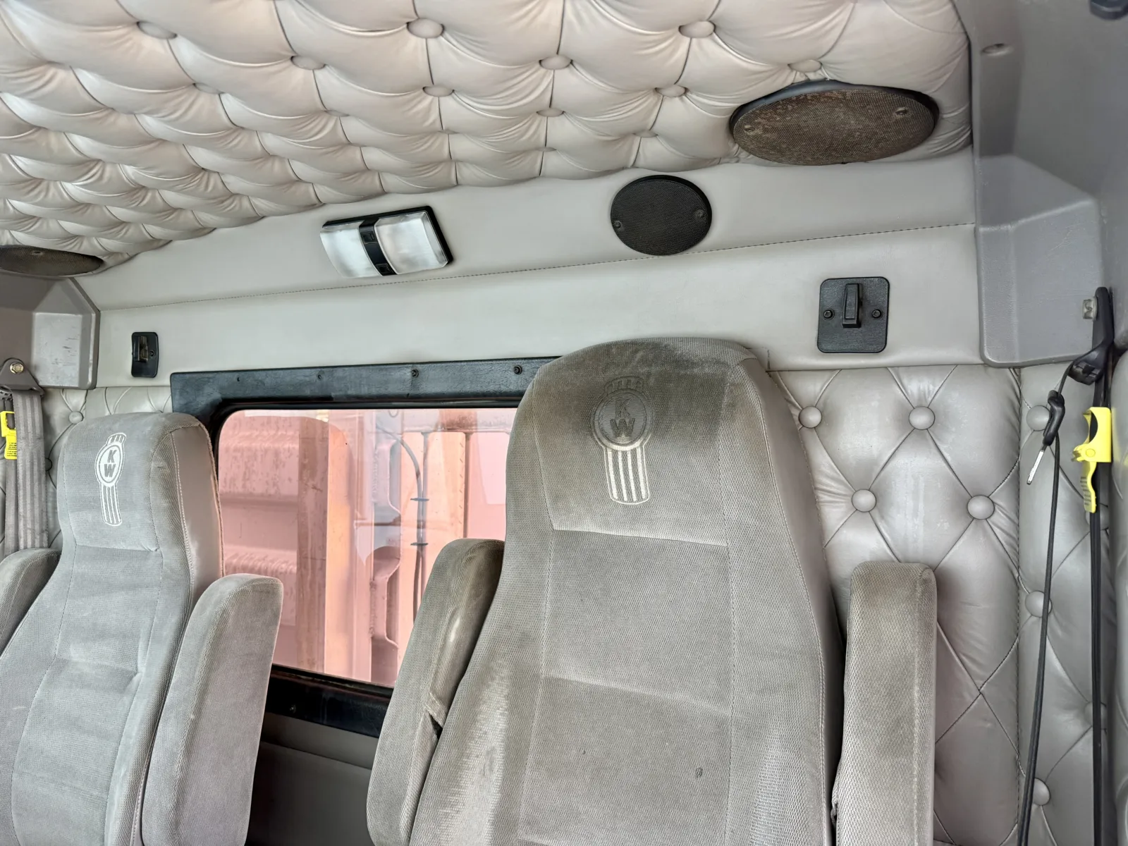 2003 Kenworth W900 - image 20