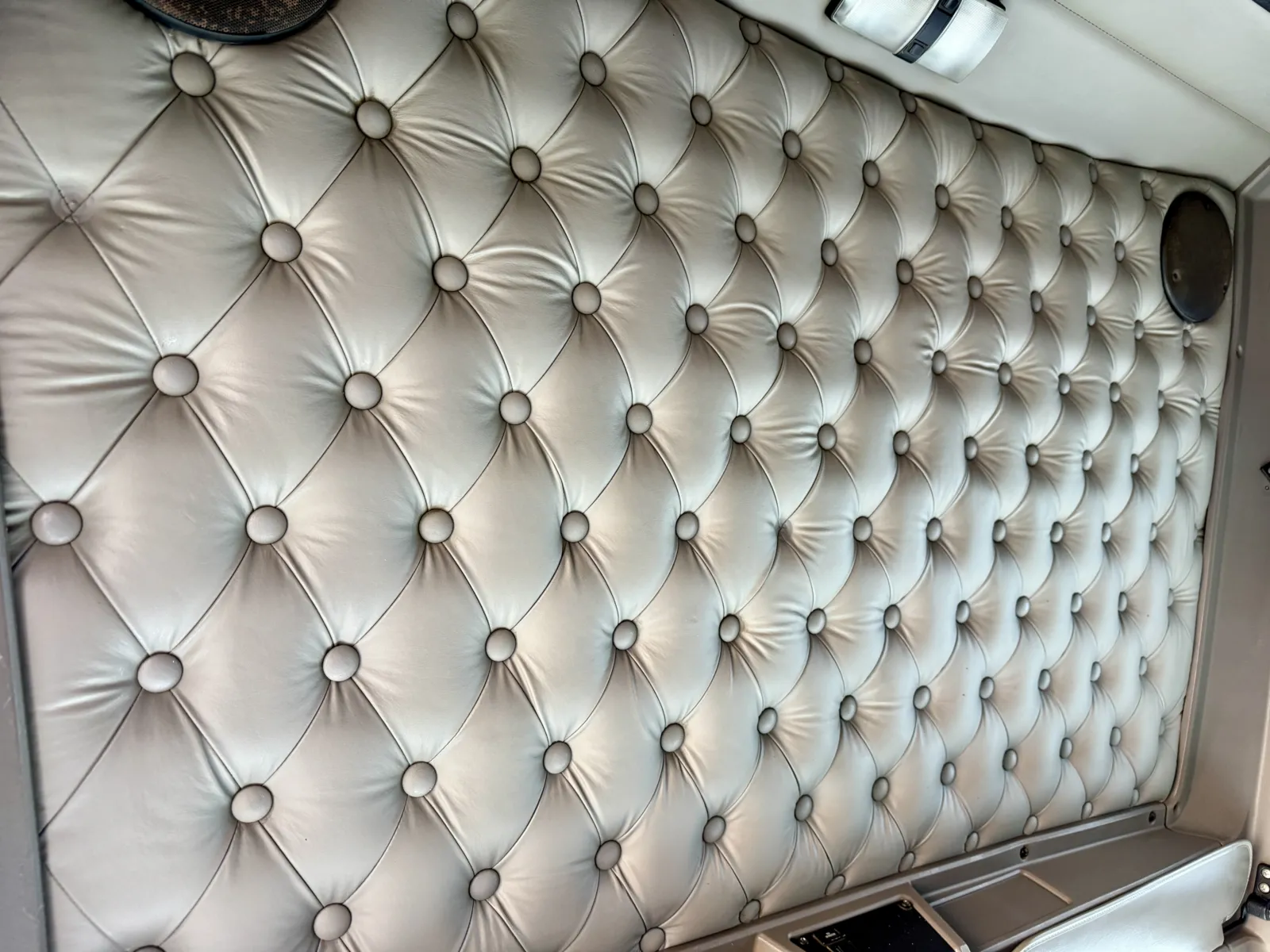 2003 Kenworth W900 - image 21