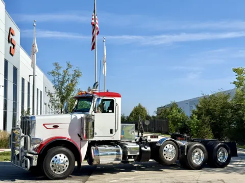 2023 PETERBILT 389 for sale in New Lenox, IL