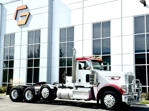 Photos of 2023 PETERBILT 389 for sale in New Lenox, IL at Forge Truck Centers - Illinois