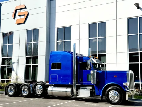 Photos of 2018 PETERBILT 389 for sale in New Lenox, IL at Forge Truck Centers - Illinois