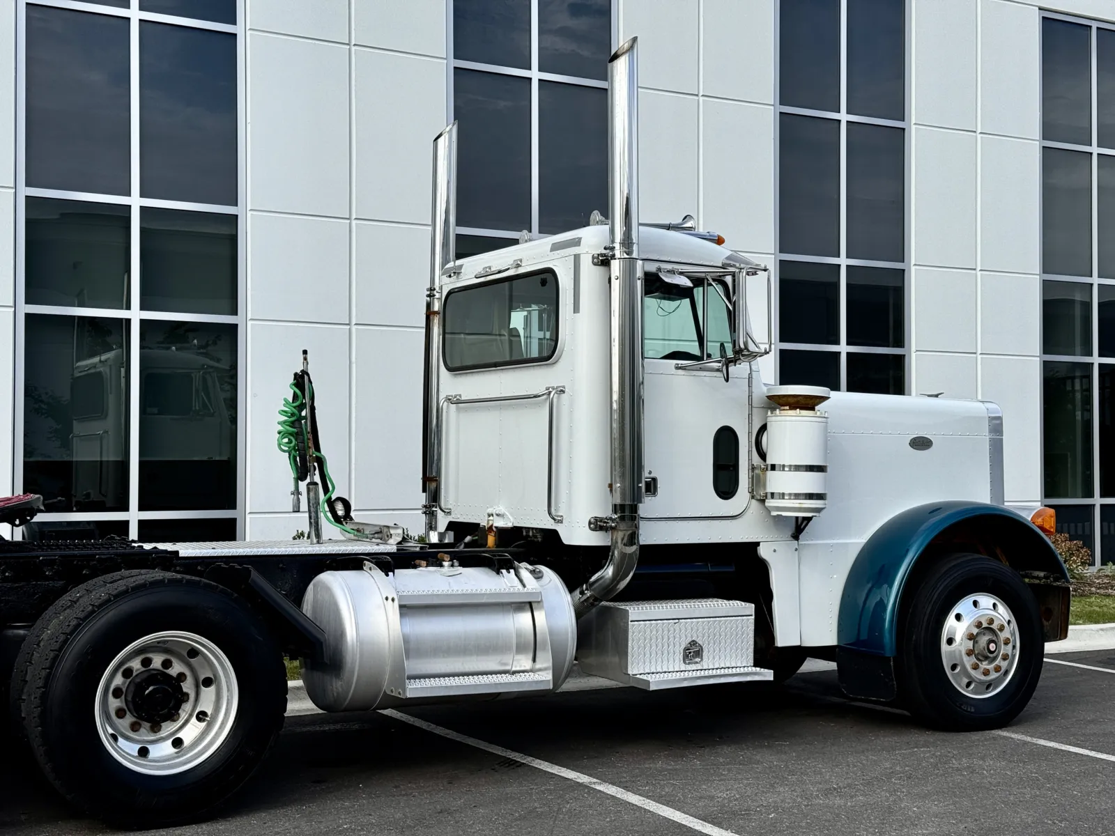 1998 Peterbilt - image 7