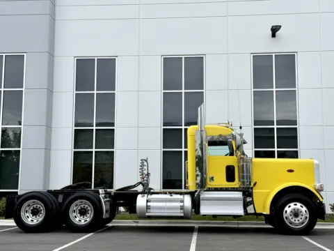 Another view of 2023 PETERBILT 389 for sale in New Lenox, IL at Forge Truck Centers - Illinois
