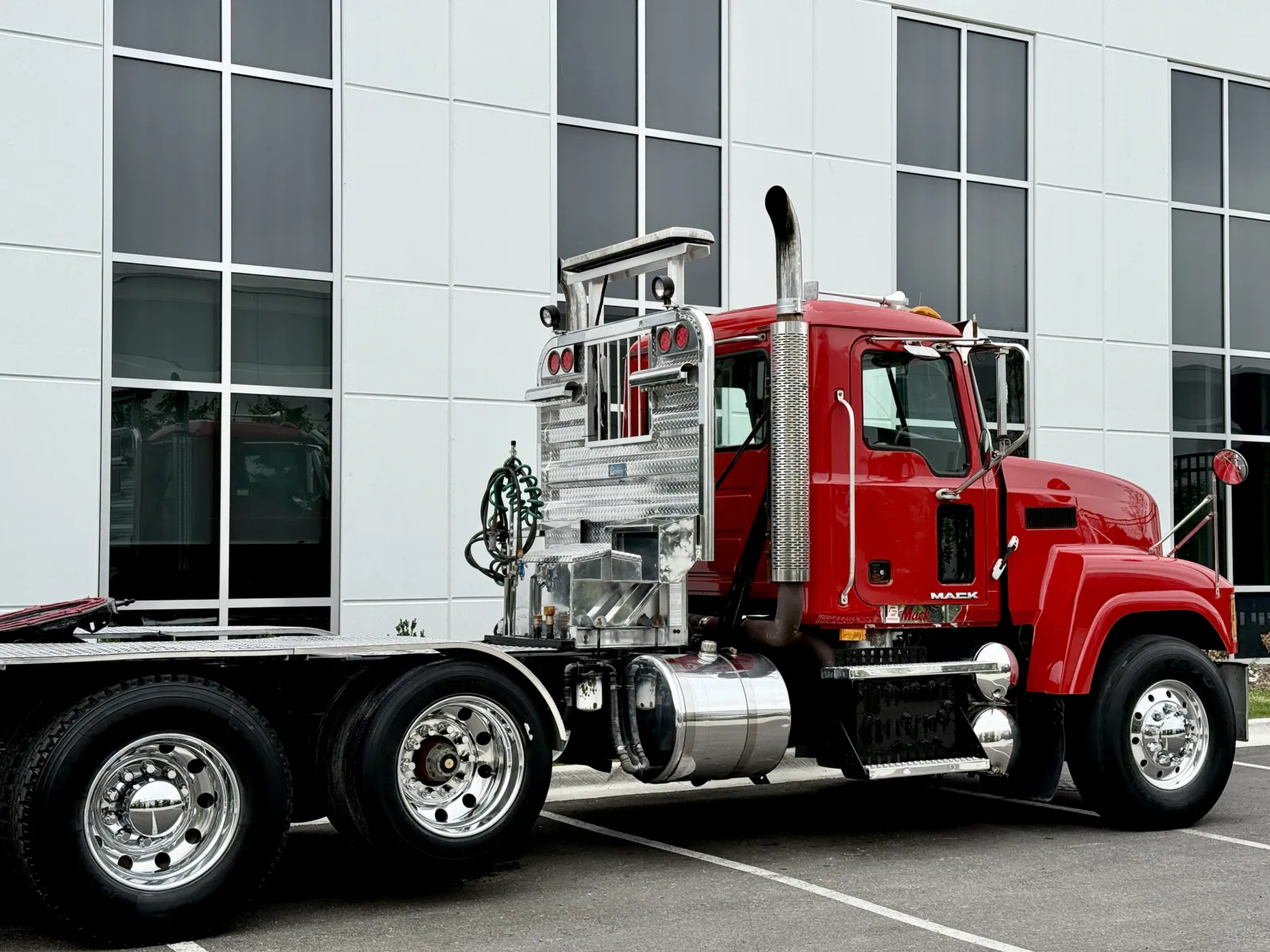 2008 Mack - image 7