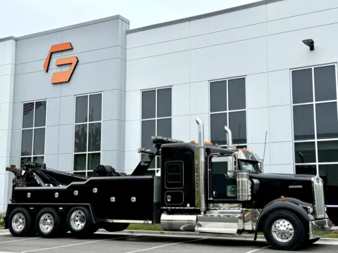 Photos of 2017 KENWORTH W900 for sale in New Lenox, IL at Forge Truck Centers - Illinois