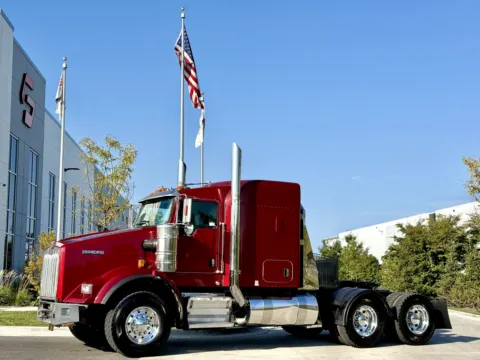 2016 KENWORTH T800 for sale in New Lenox, IL