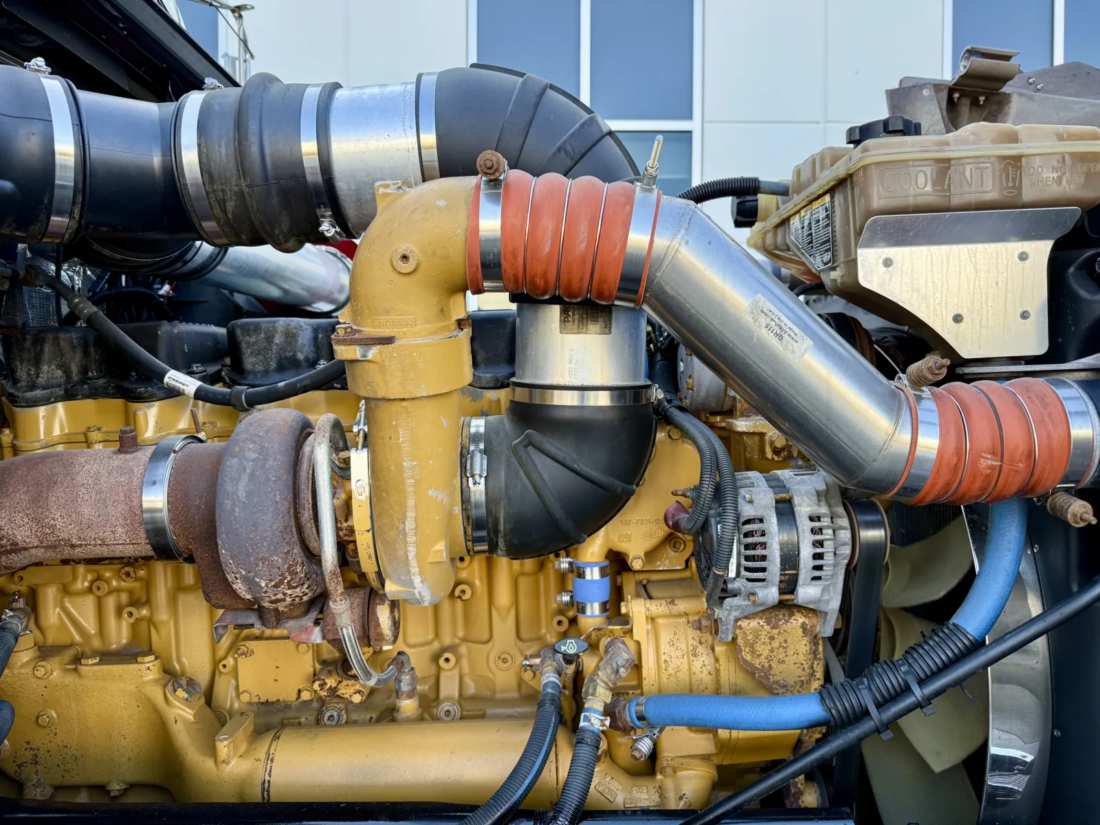 2016 Kenworth T800 - image 13