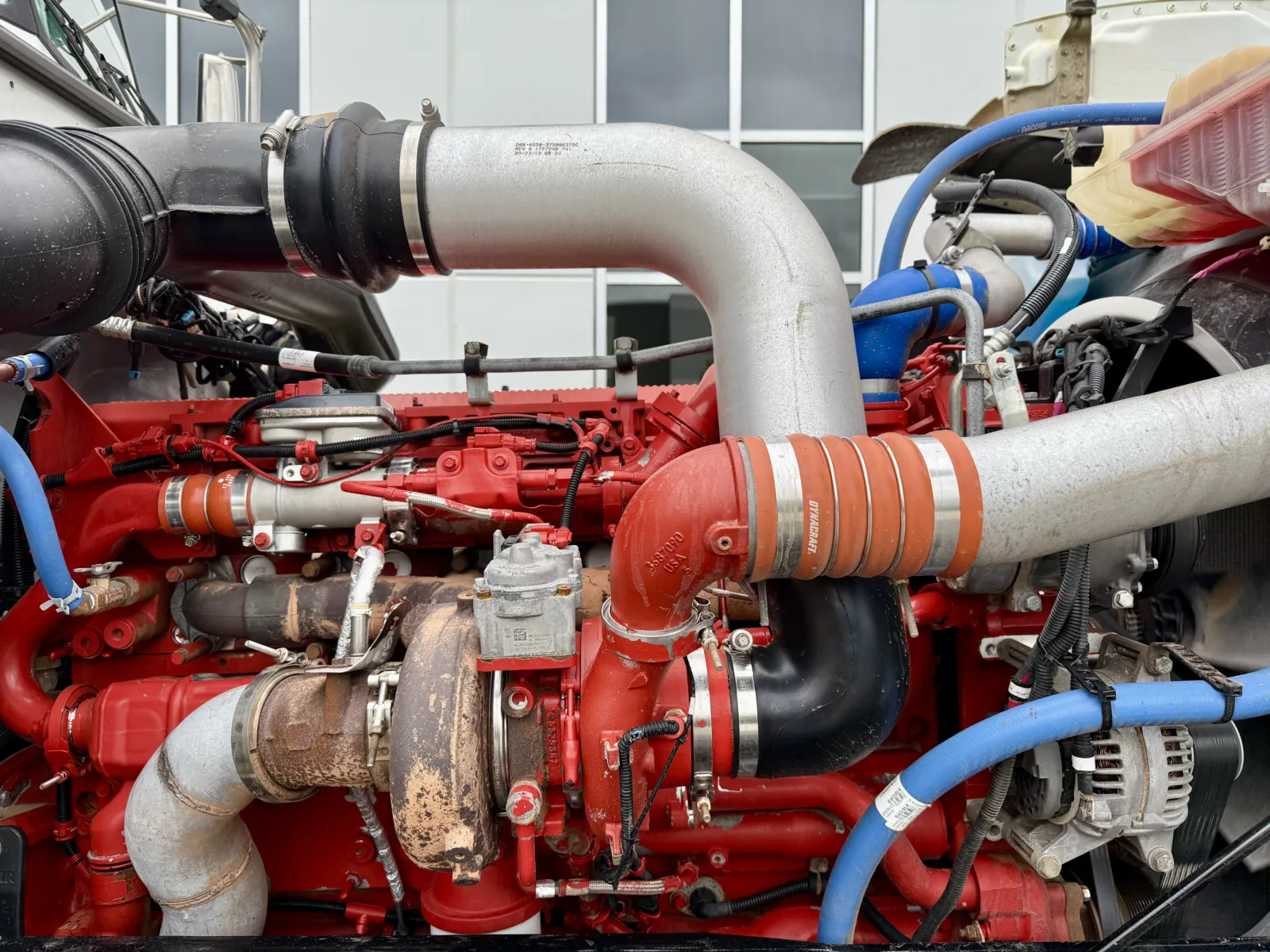 2020 Peterbilt 389 - image 13