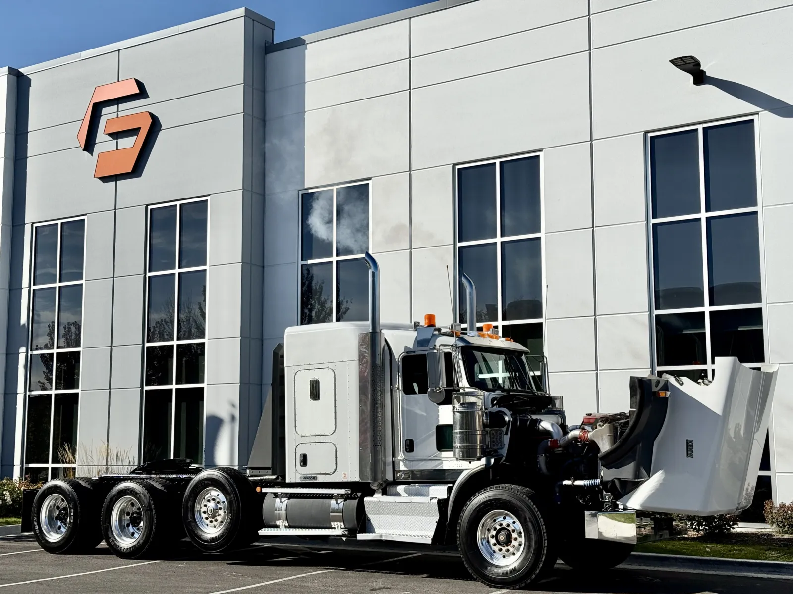 2012 Kenworth T800 - image 9