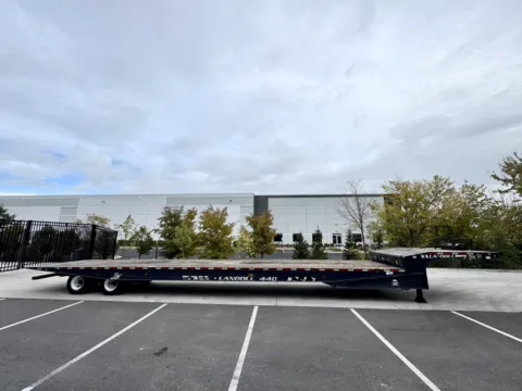 Photos of 2015 LANDOLL 440B for sale in New Lenox, IL at Forge Truck Centers - Illinois