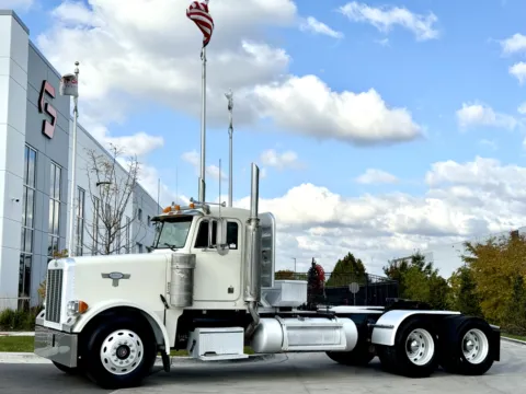 2000 PETERBILT 378 for sale in New Lenox, IL