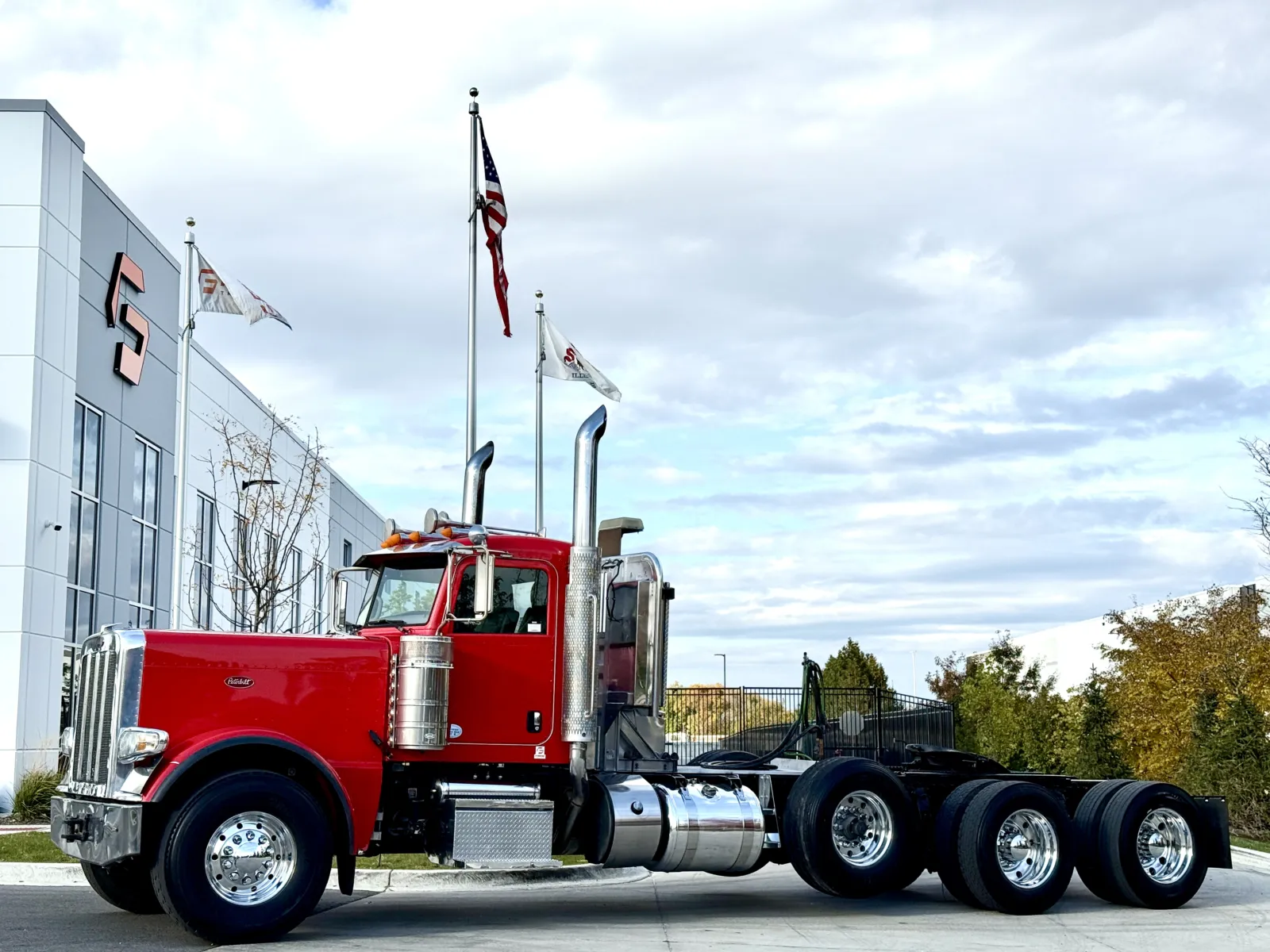 2015 PETERBILT 389 for sale in New Lenox, IL