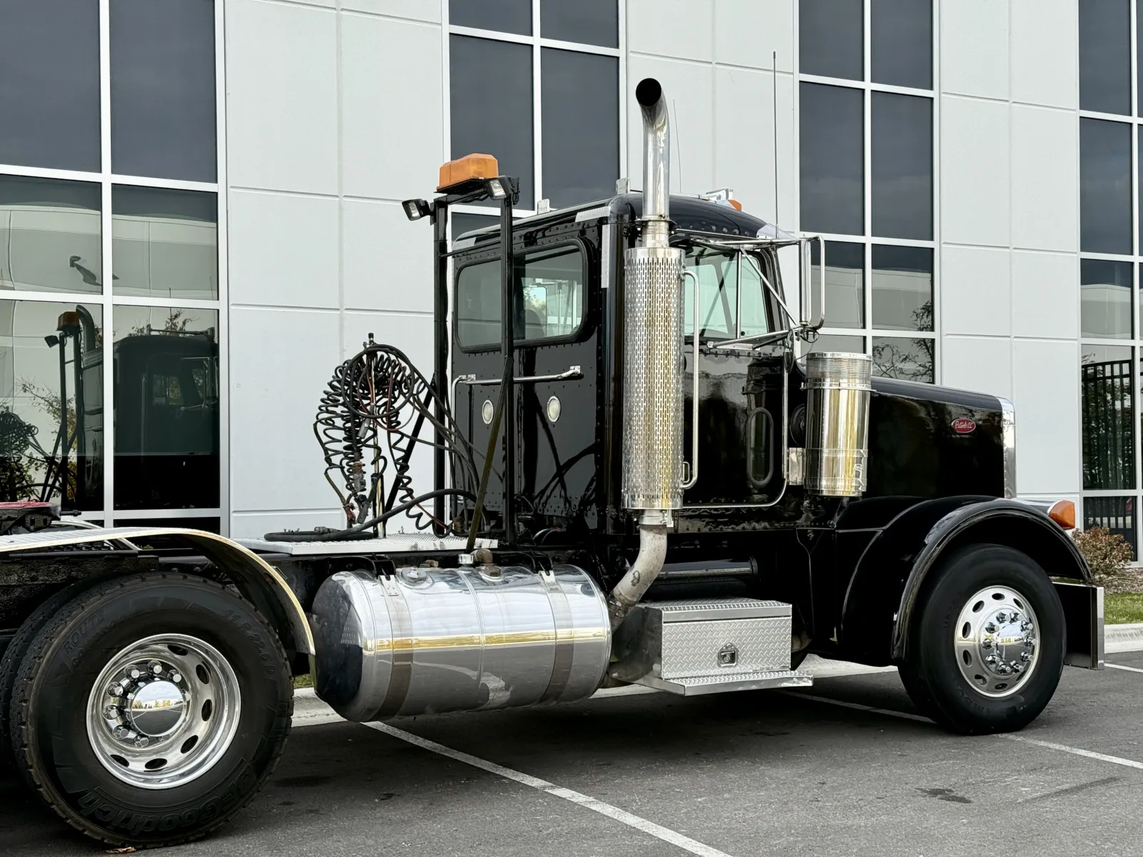 2000 Peterbilt - image 7