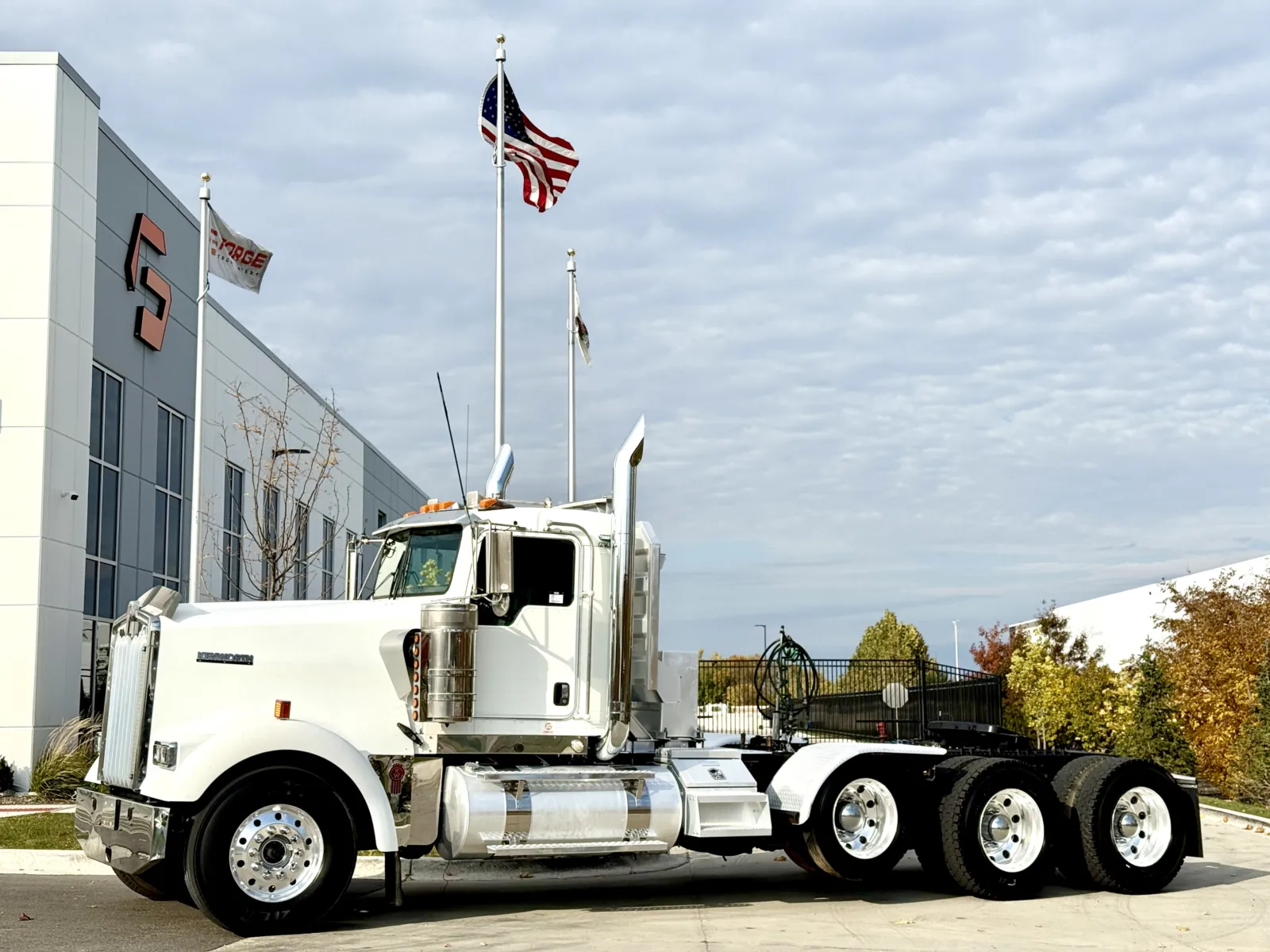 2006 KENWORTH W900 for sale in New Lenox, IL
