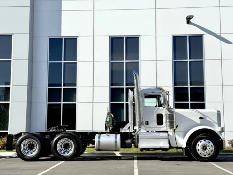 Another view of 2023 PETERBILT 389 for sale in New Lenox, IL at Forge Truck Centers - Illinois