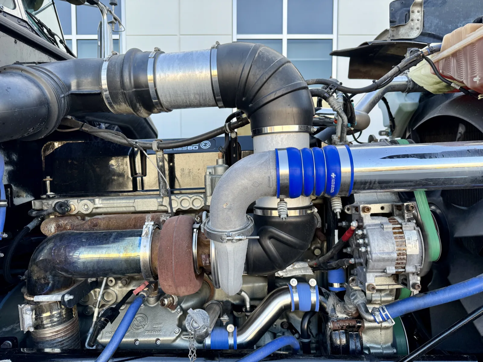 2017 Peterbilt 389 - image 13