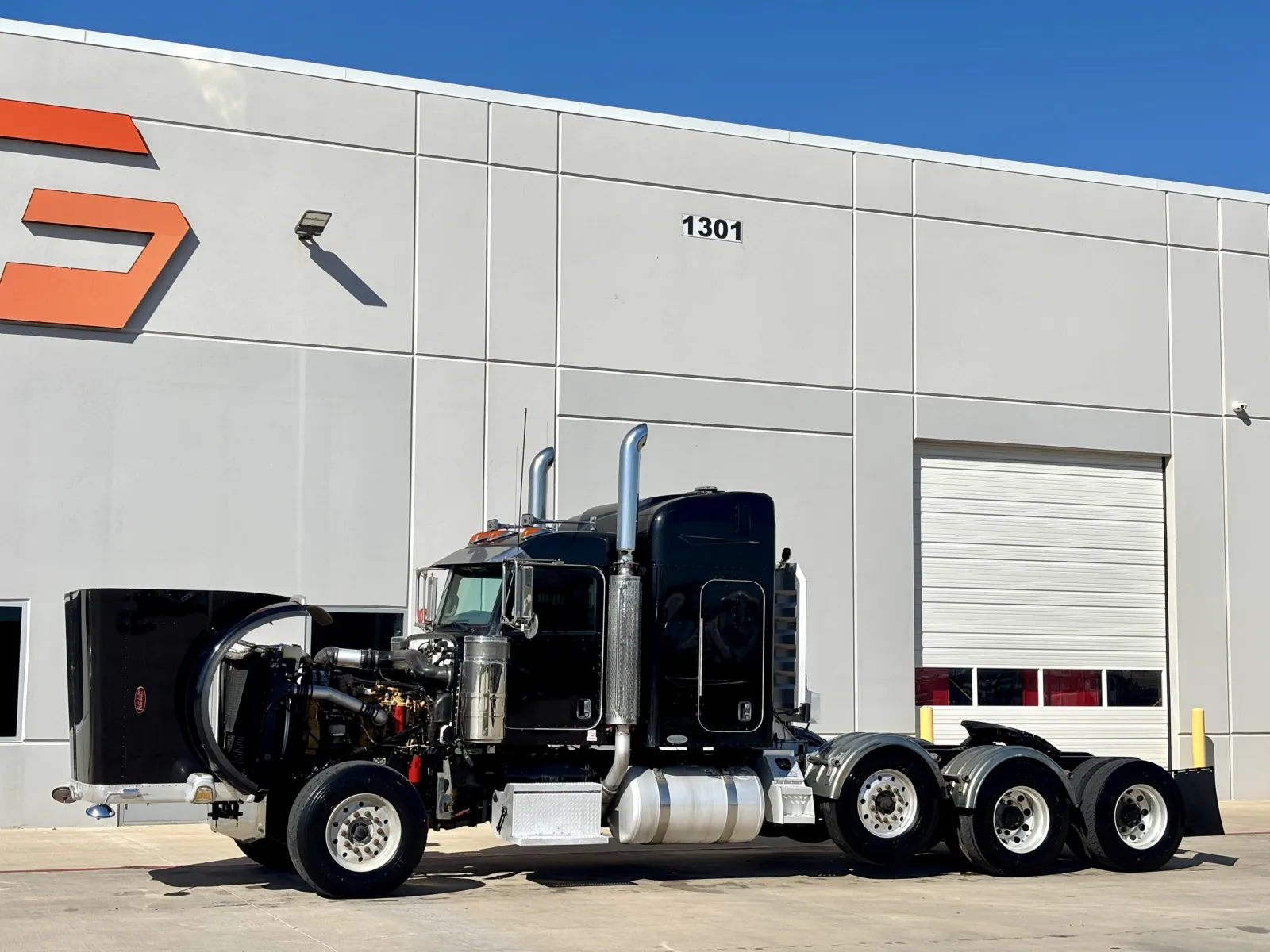 2009 Peterbilt - image 10