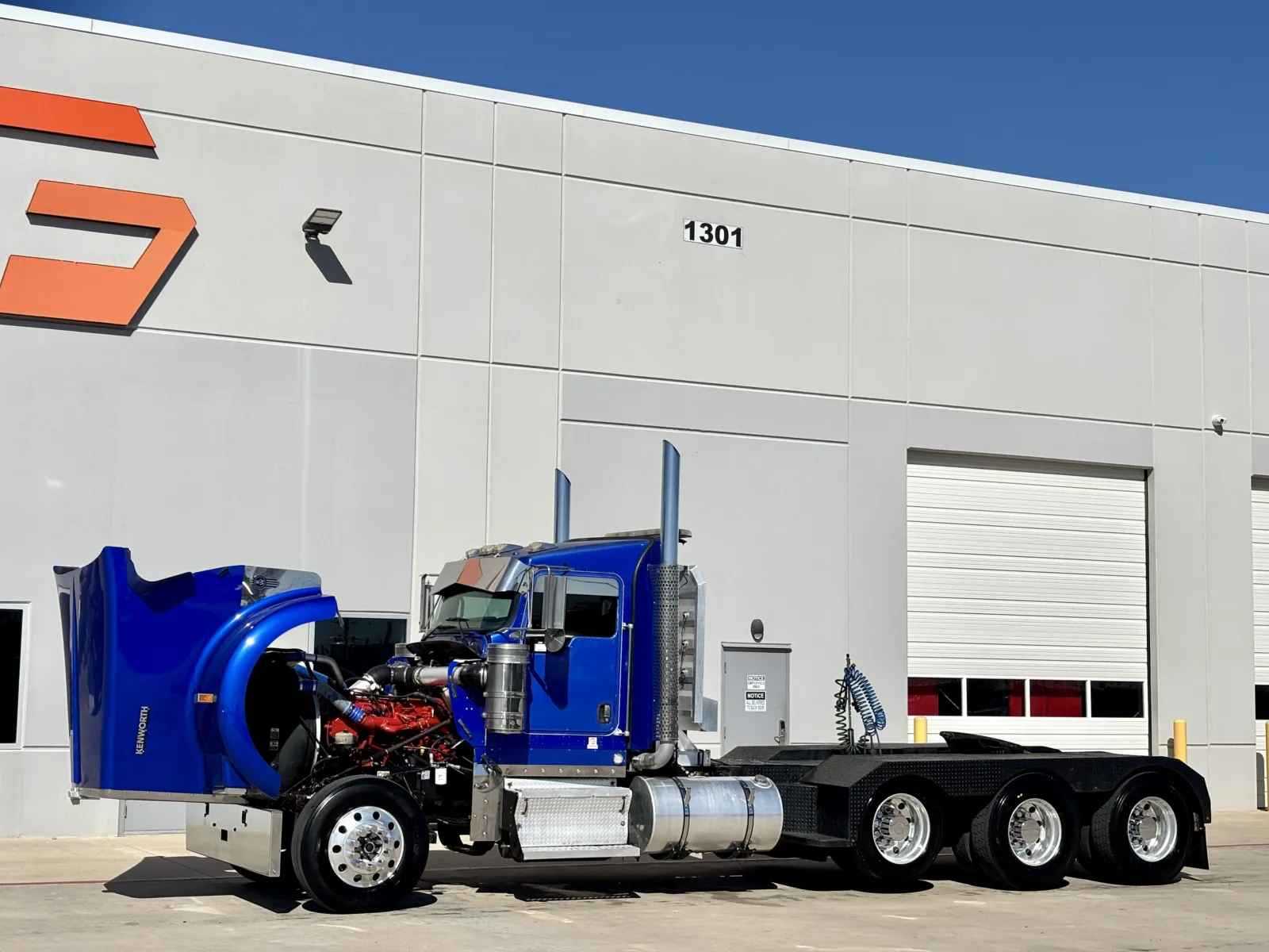 2009 Kenworth W900 - image 10