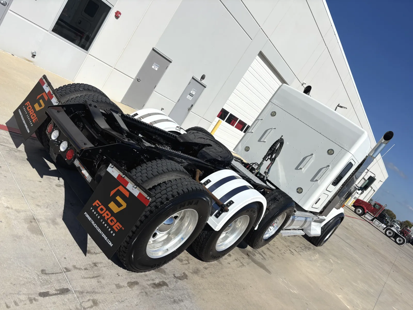 2022 Kenworth W900 - image 11