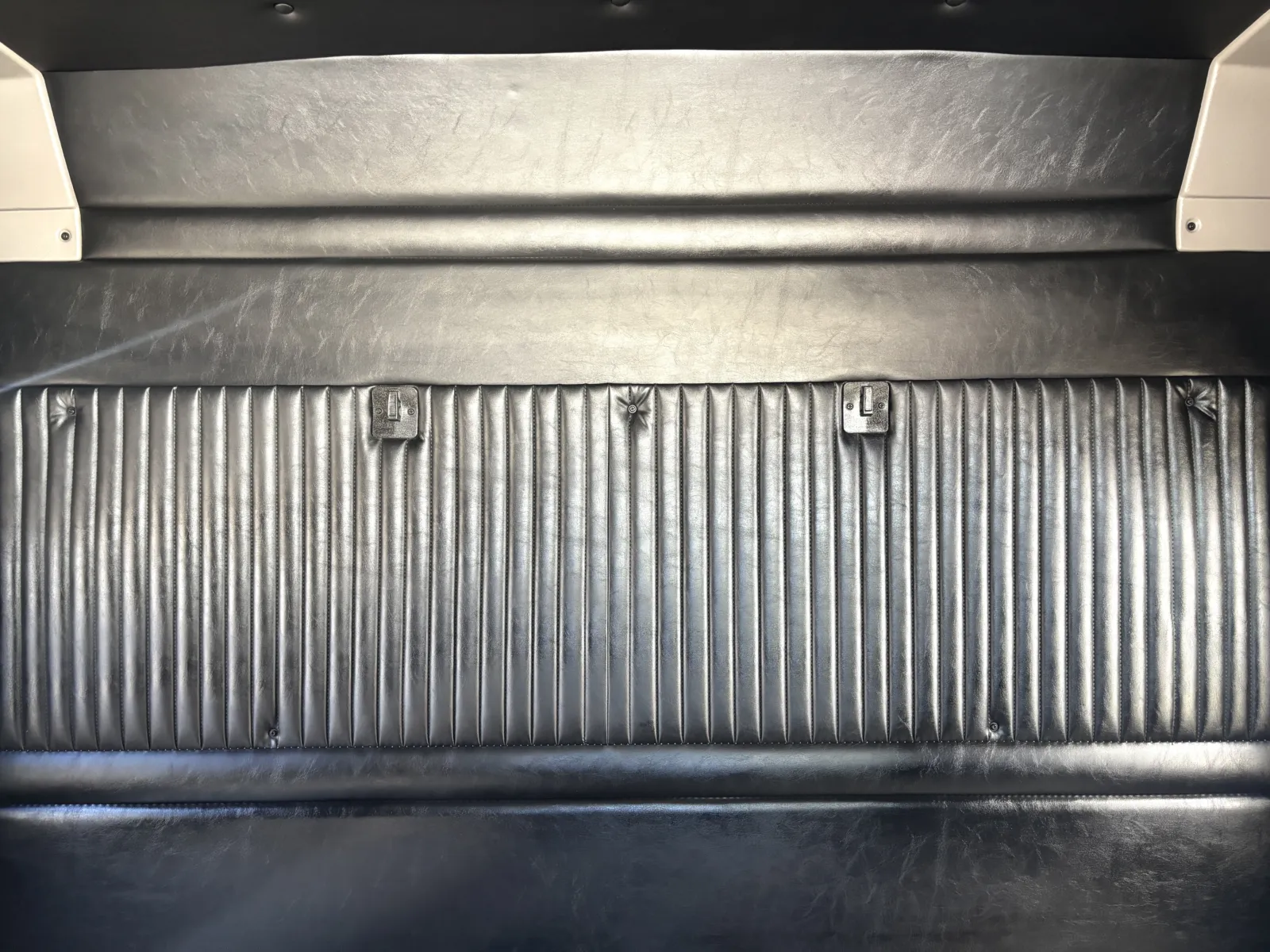 2022 Kenworth W900 - image 23