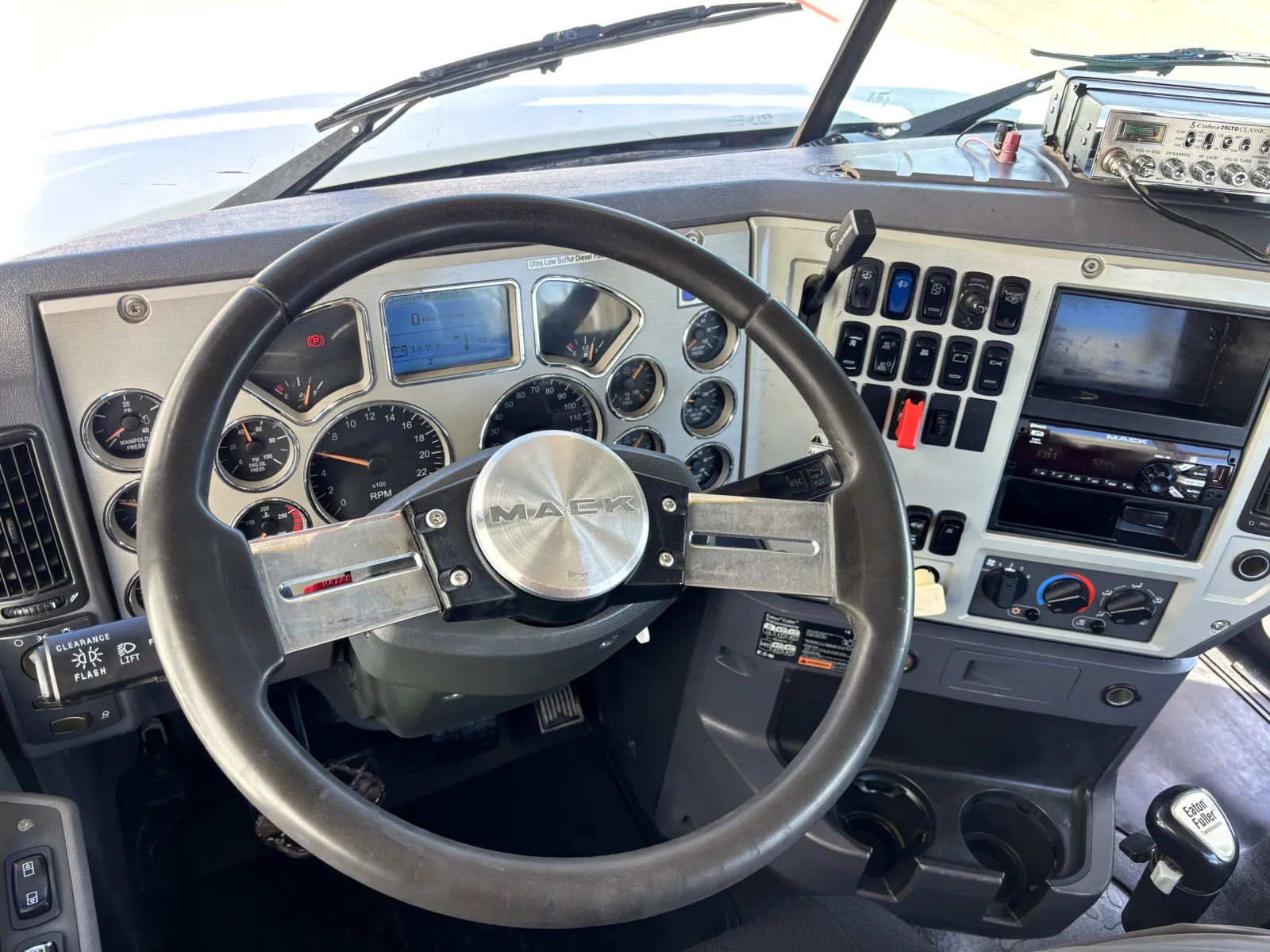 2013 Mack - image 16