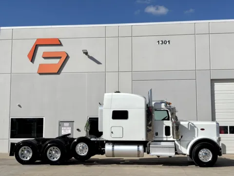 Another view of 2021 PETERBILT 389 for sale in Hutchins, TX at Forge Truck Centers - Texas