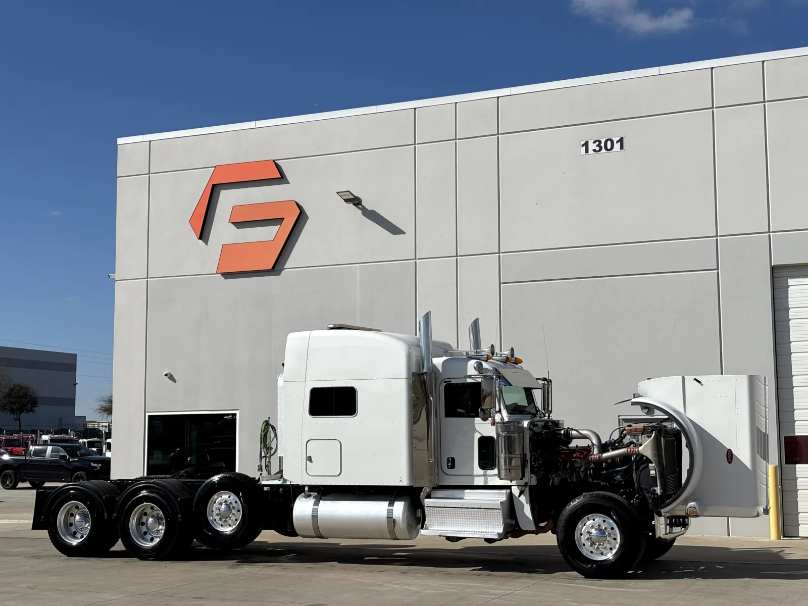 2021 Peterbilt 389 - image 9