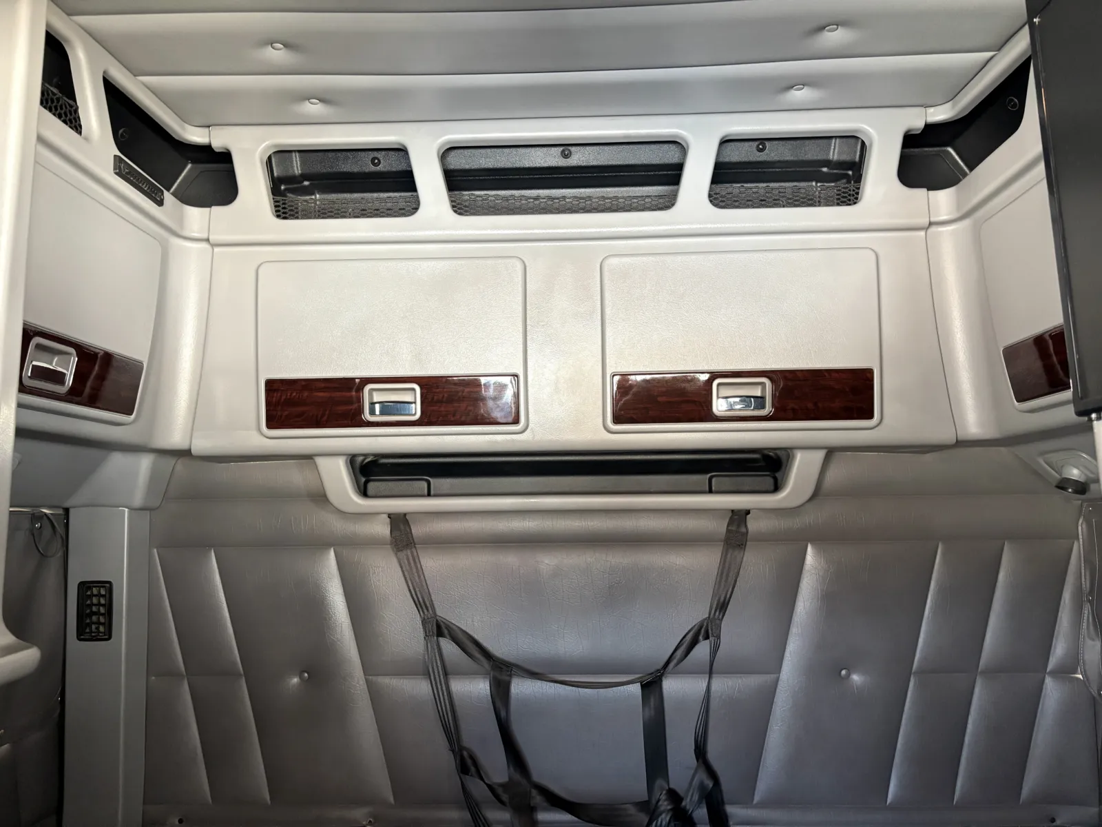 2021 Peterbilt 389 - image 23