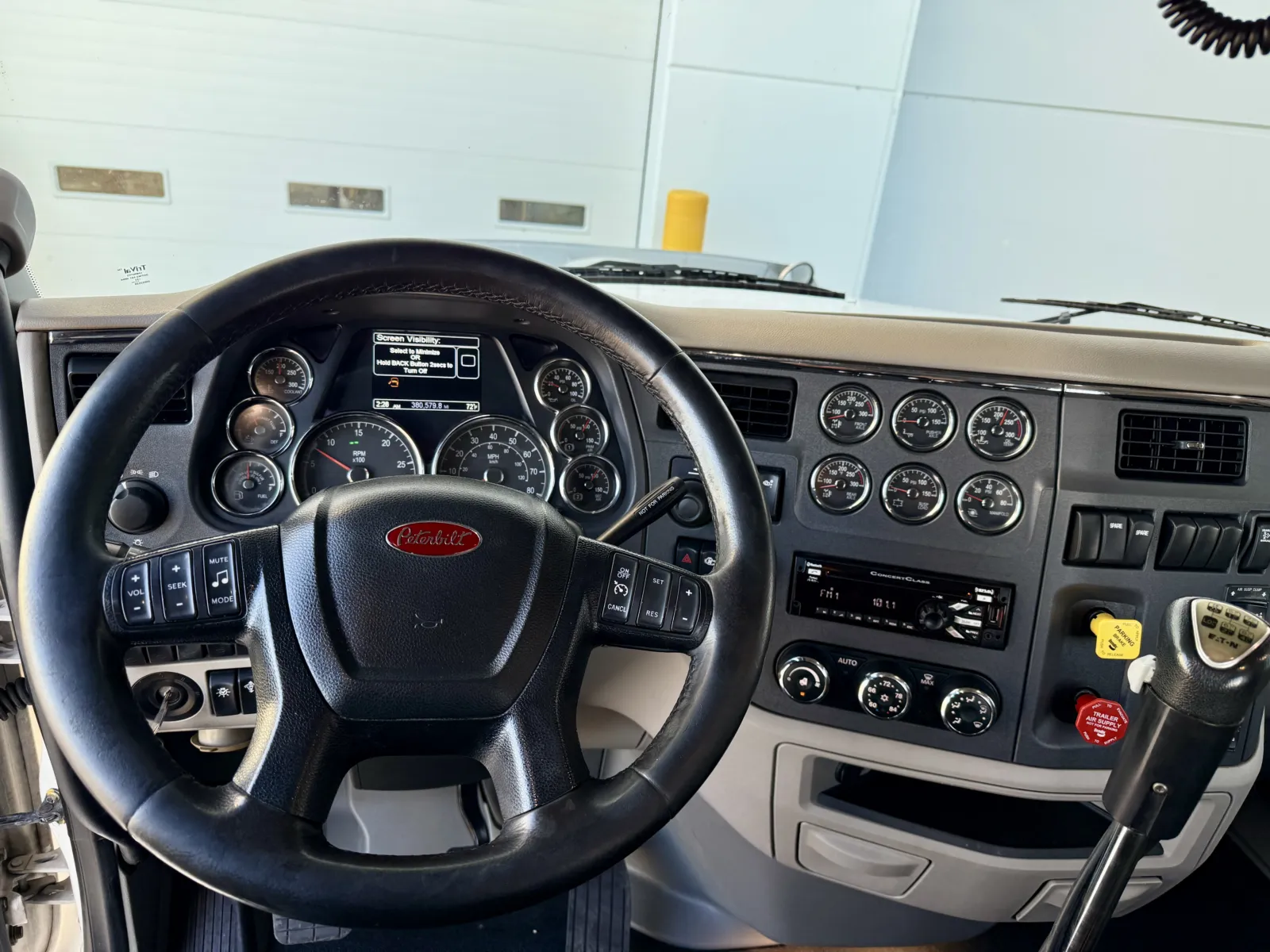 2018 Peterbilt 567 - image 16