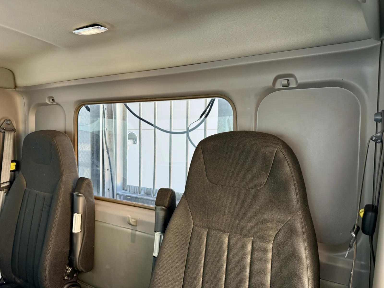 2018 Peterbilt 567 - image 20