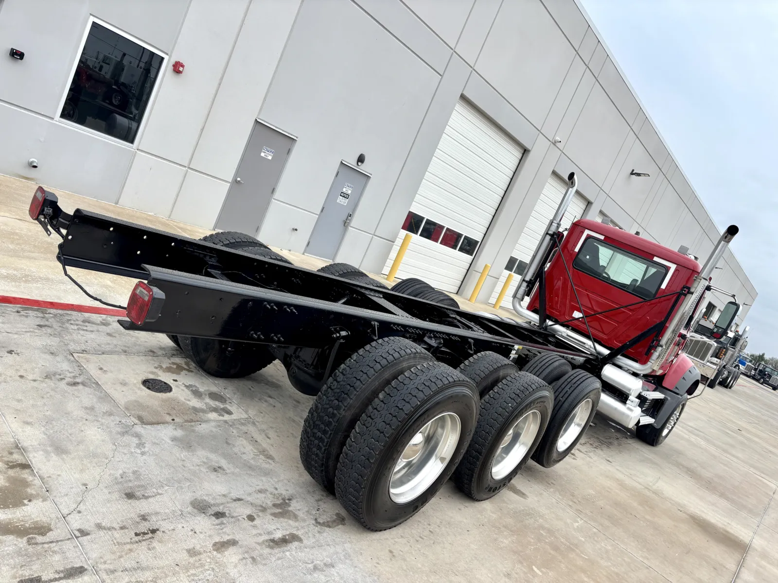 2023 Mack Granite - image 11