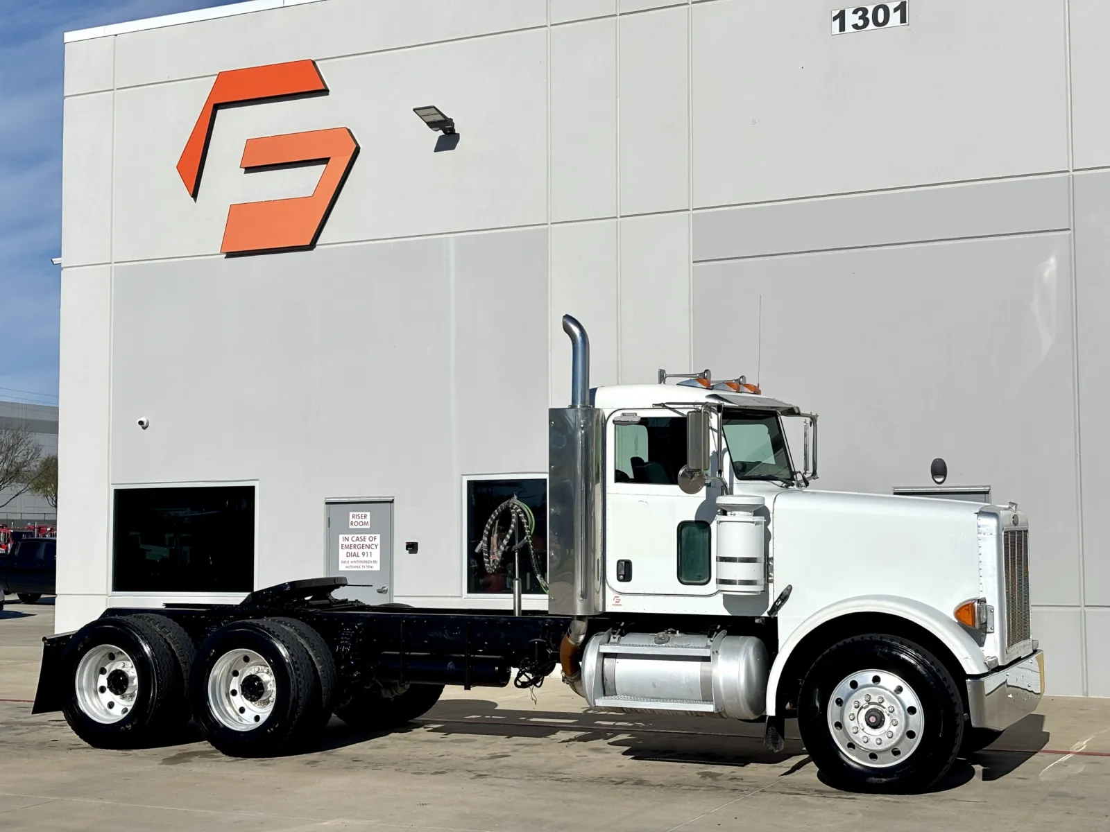 2007 PETERBILT 357 for sale in Hutchins, TX
