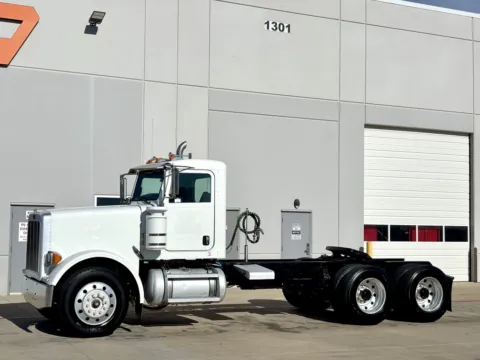 Photos of 2007 PETERBILT 357 for sale in Hutchins, TX at Forge Truck Centers - Texas
