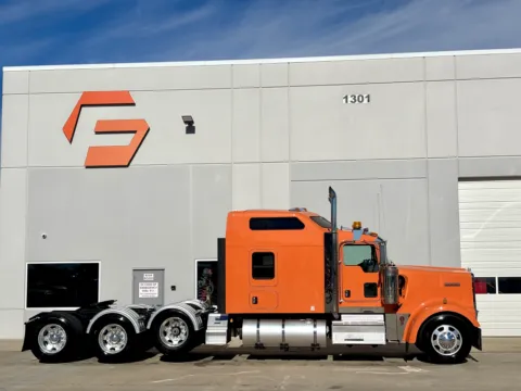 Another view of 2021 KENWORTH W900 for sale in Hutchins, TX at Forge Truck Centers - Texas