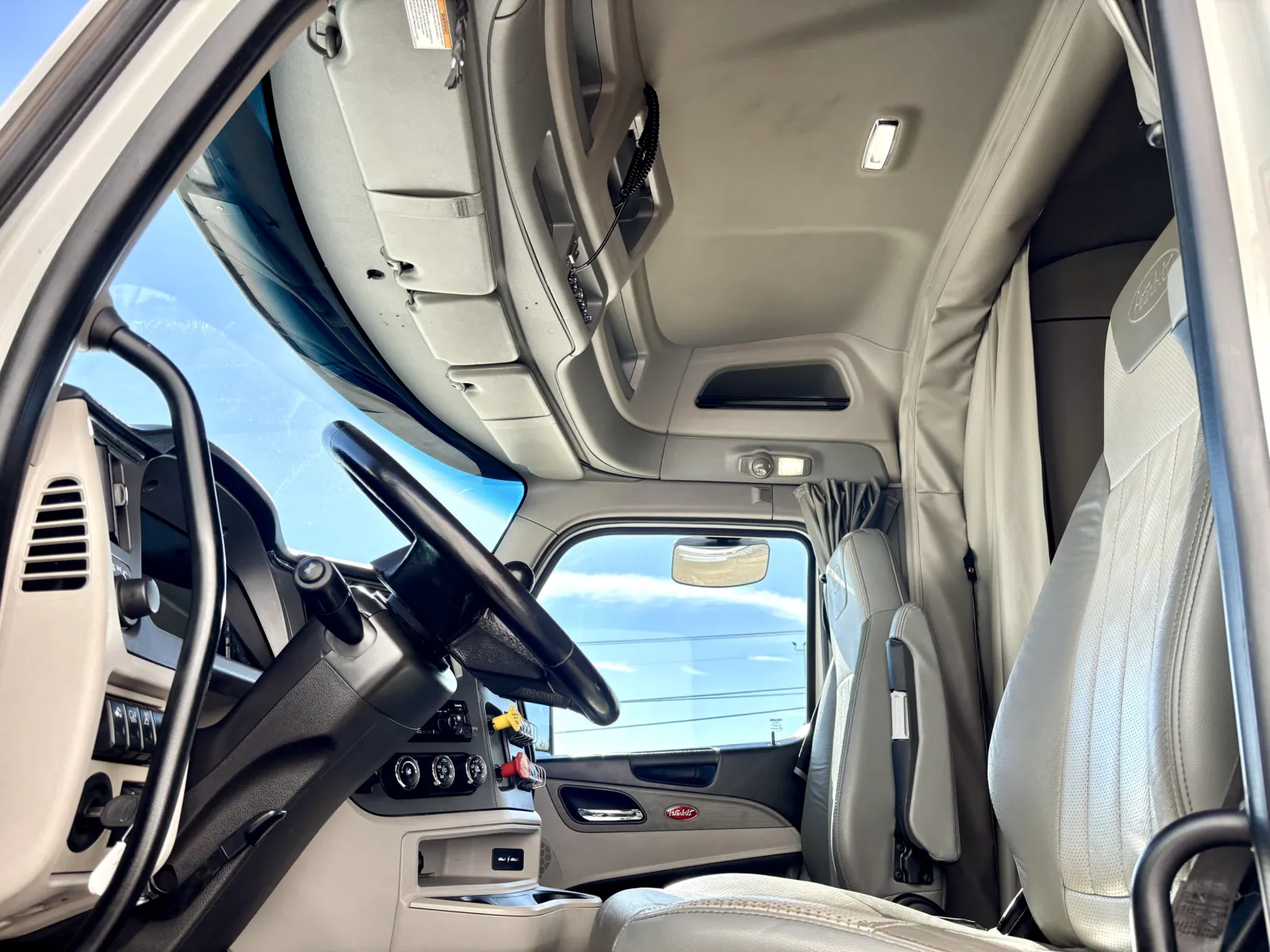 2024 Peterbilt 567 - image 14