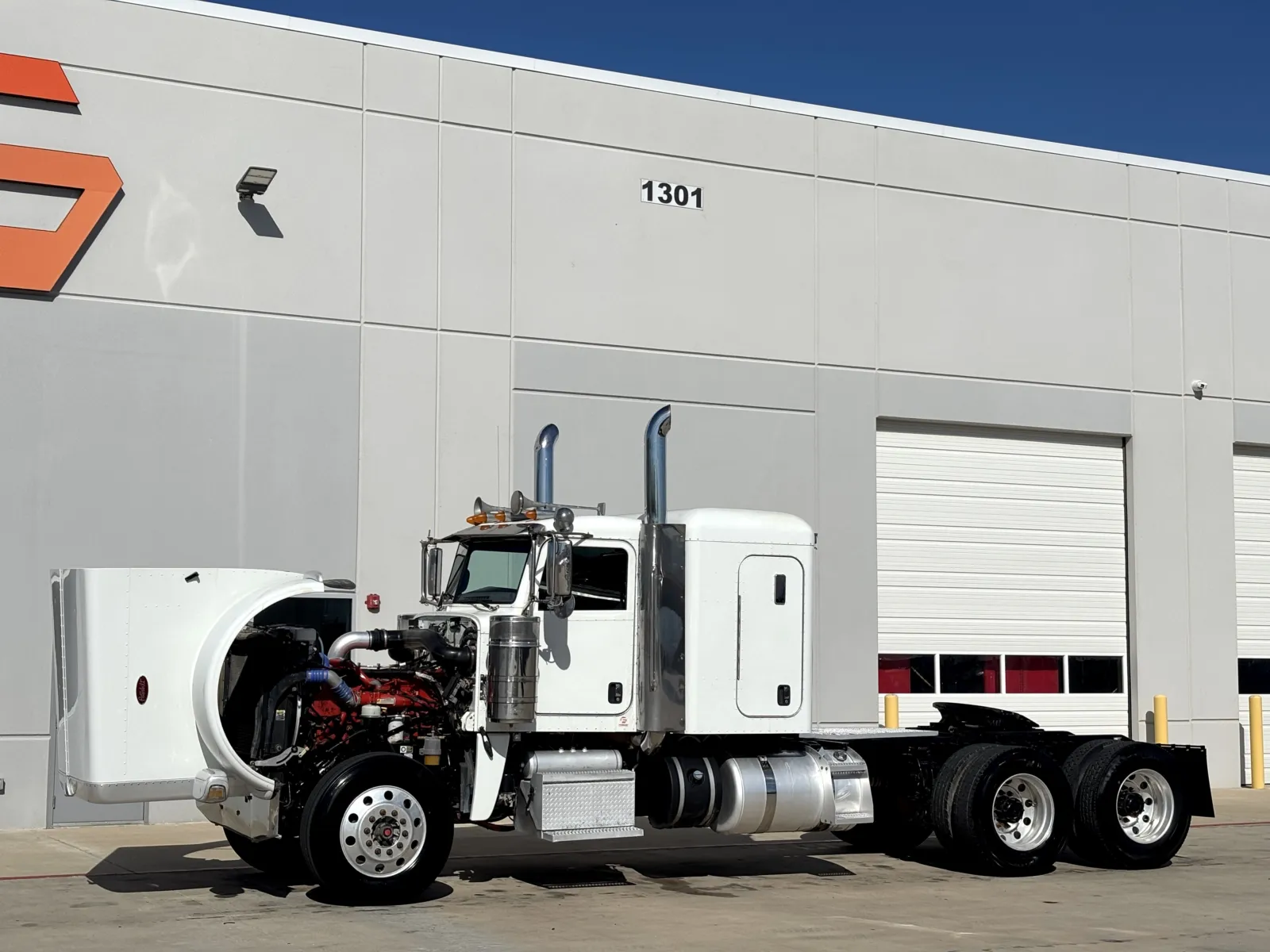 2015 Peterbilt 389 - image 10