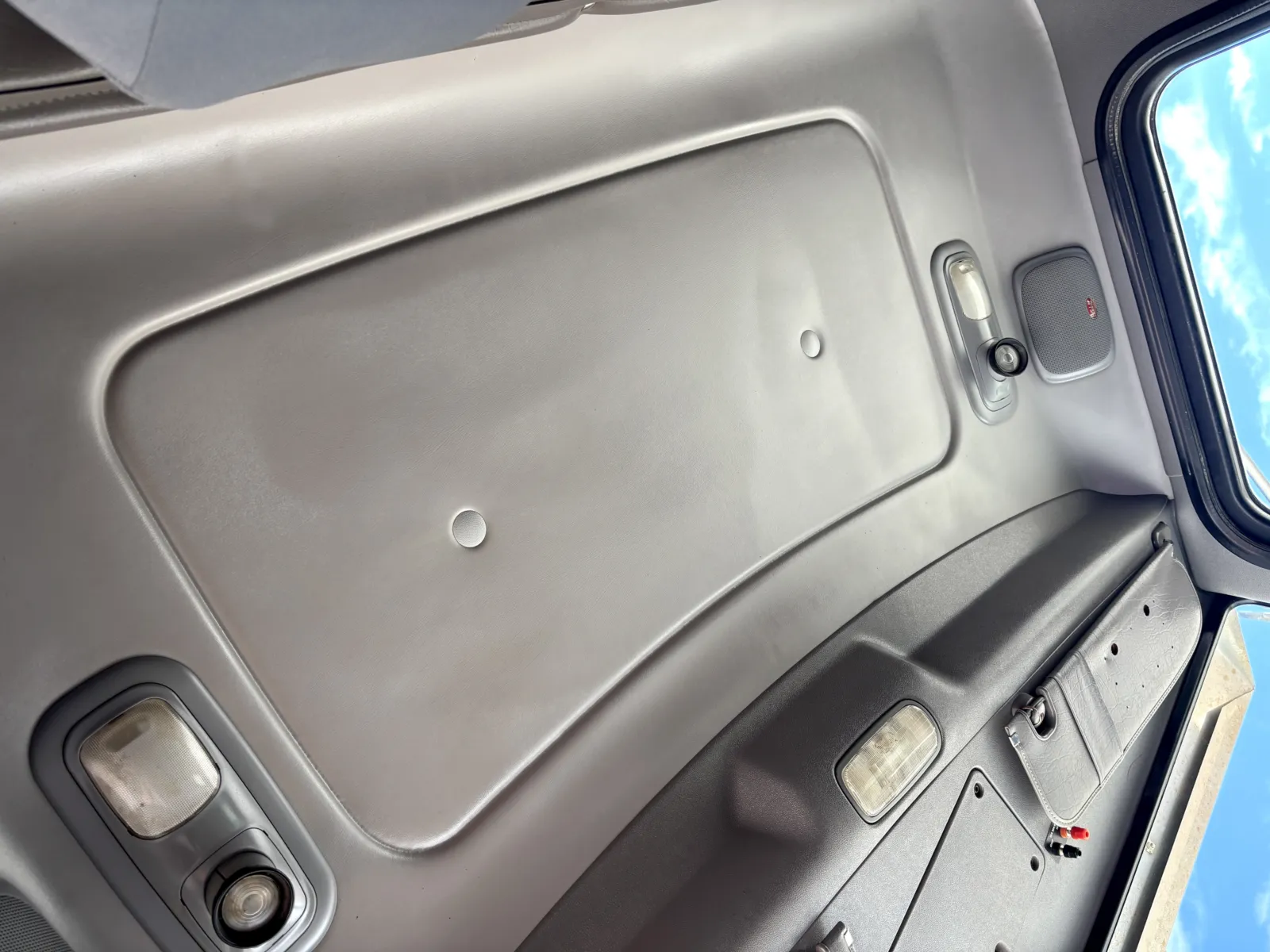 2015 Peterbilt 389 - image 20