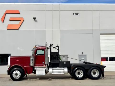More photos of 2008 PETERBILT 389 at Forge Truck Centers - Texas, TX