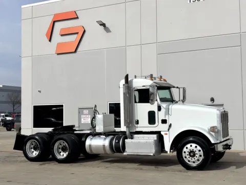 2015 PETERBILT 367 for sale in Hutchins, TX