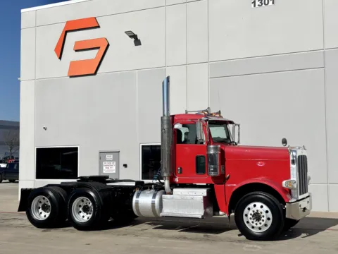 2012 PETERBILT 388 for sale in Hutchins, TX
