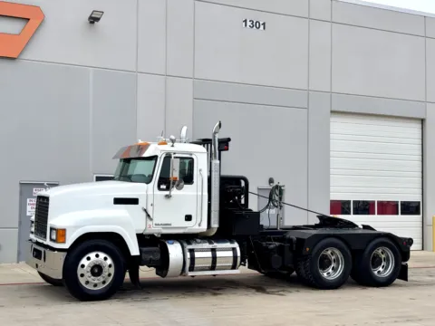 Photos of 2013 MACK CHU613 for sale in Hutchins, TX at Forge Truck Centers - Texas