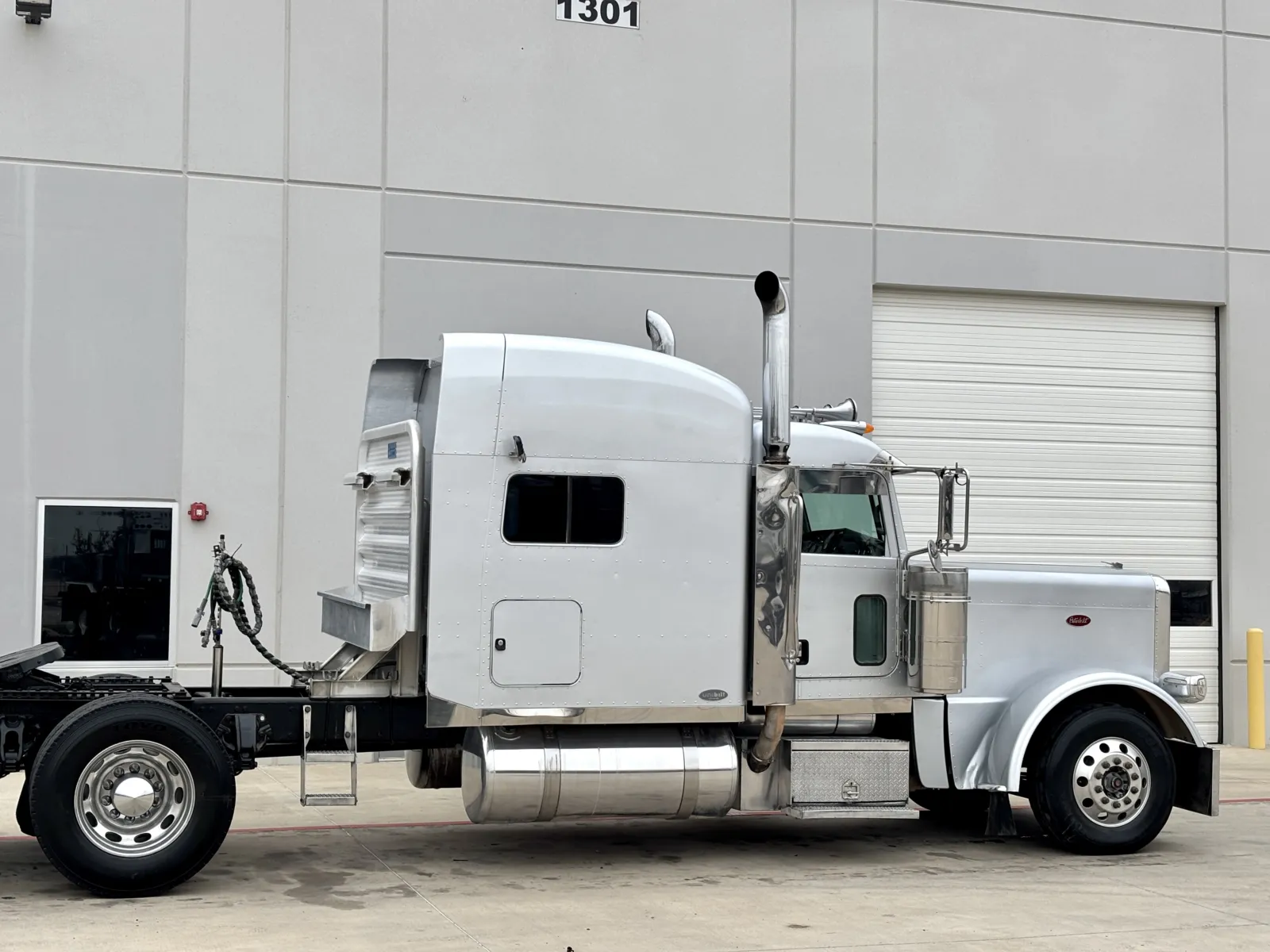 2008 Peterbilt 389 - image 7