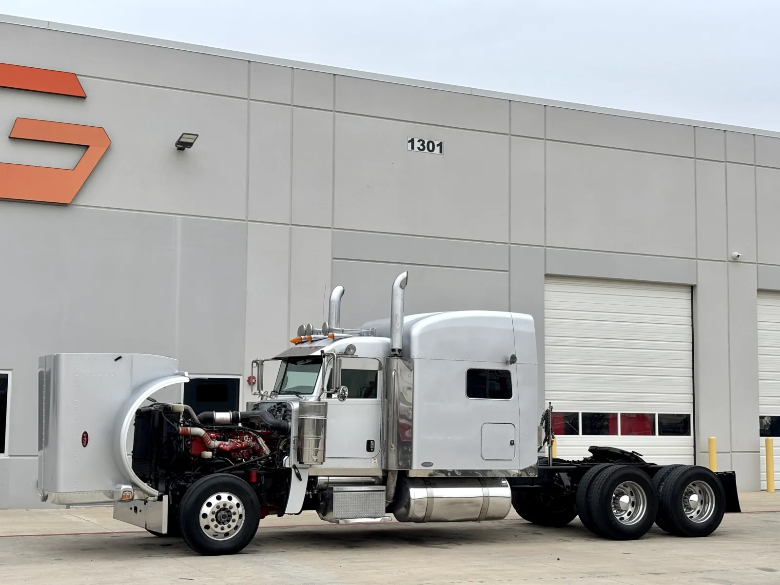 2008 Peterbilt 389 - image 10