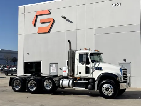 2010 MACK GU713 for sale in Hutchins, TX