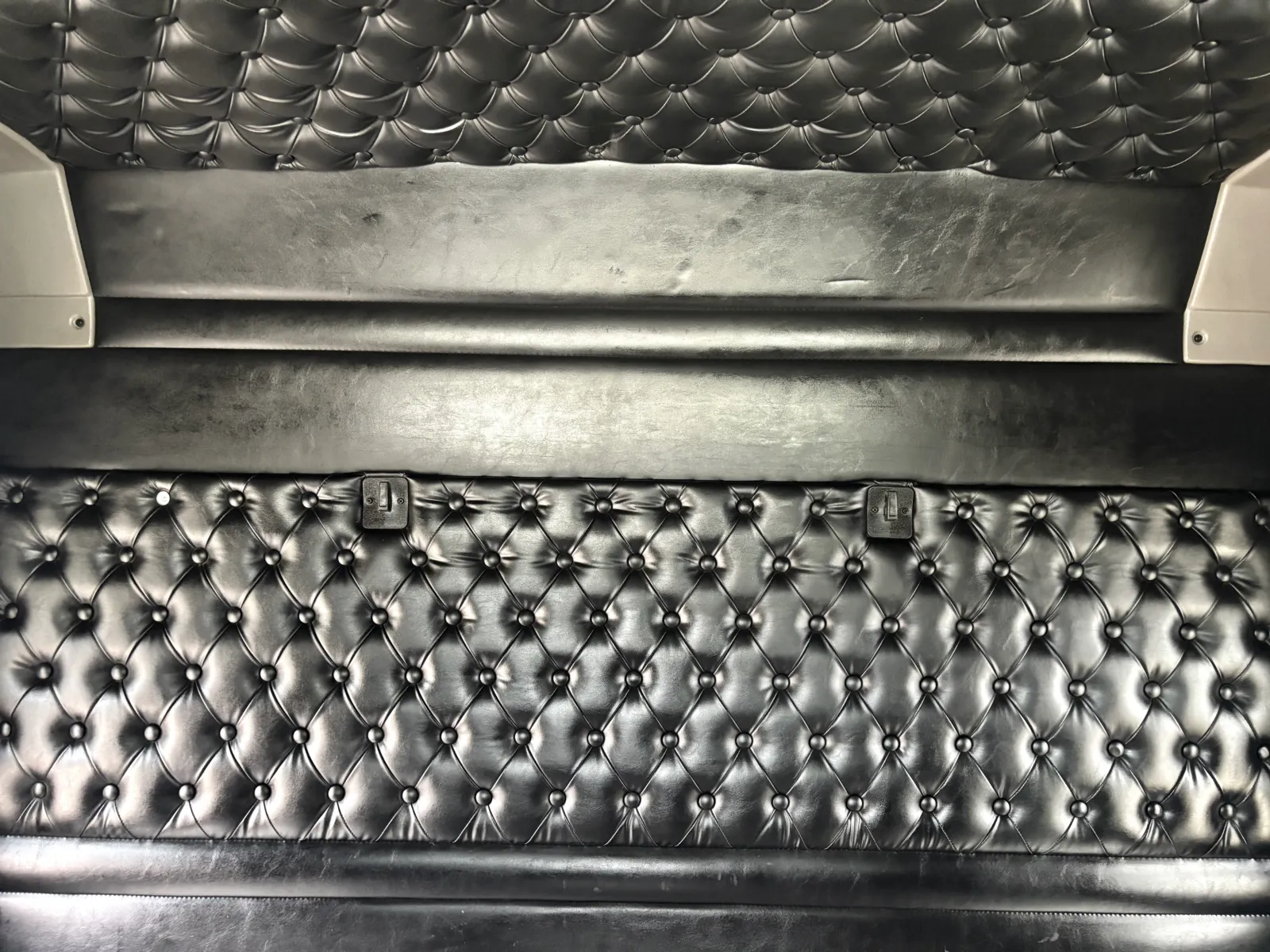 2014 Kenworth T800 - image 21