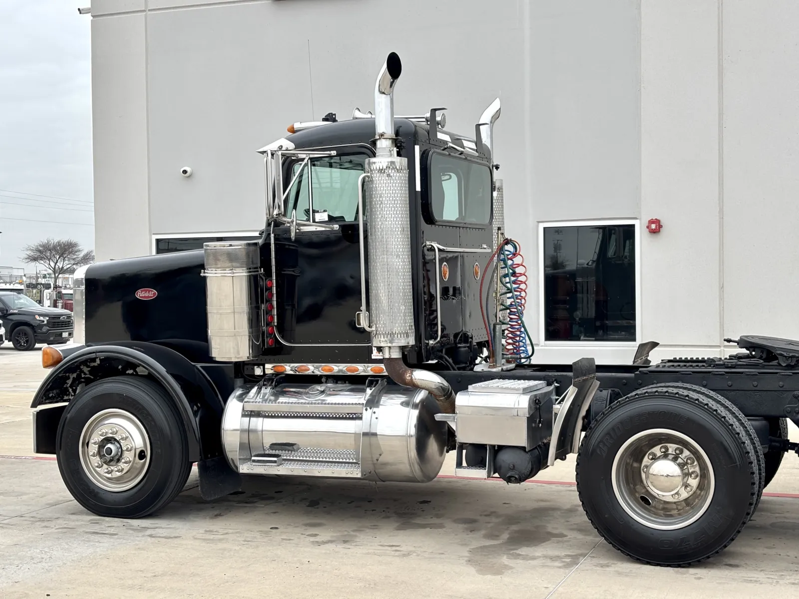 2000 Peterbilt - image 8